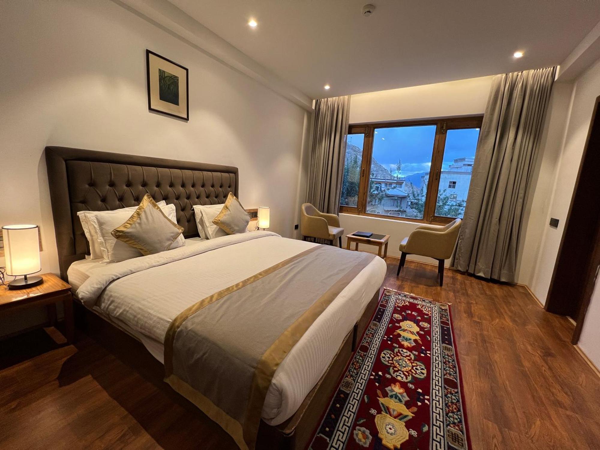 Отель The Pangong Лех Экстерьер фото